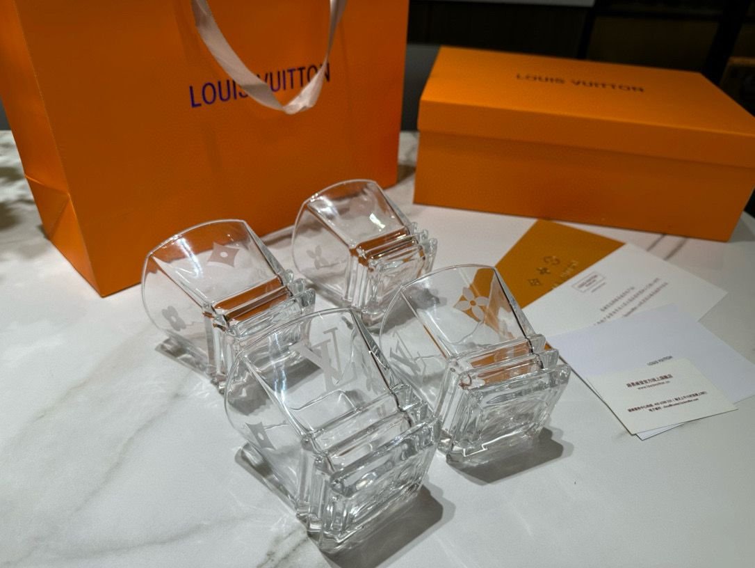 Louis Vuitton LV  Water cups set of four transparent cups. - Image 4 of 6